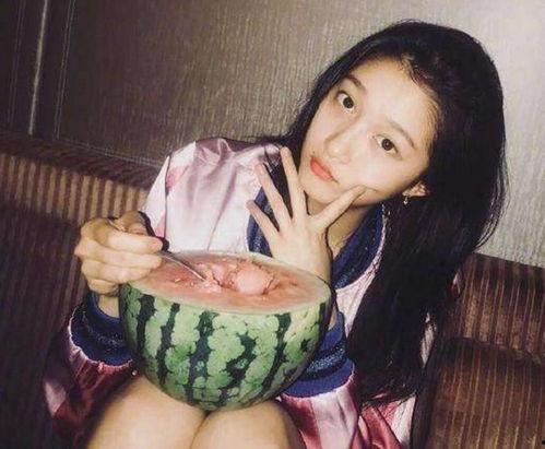 文安吃瓜女孩,揭秘网络舆论背后的真相