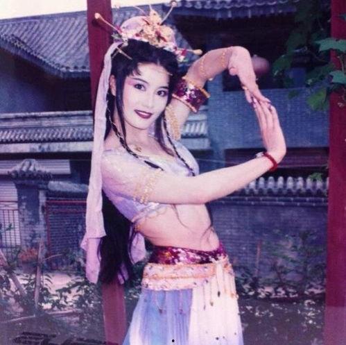 明星杨丽菁现在图片,岁月如歌，女神魅力不减