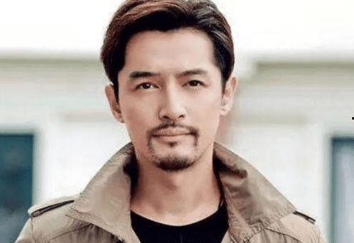 留胡子的最帅的男明星,盘点留胡子的最帅男明星风采