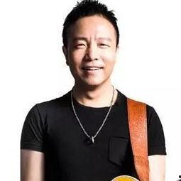 明星评价 许巍,音乐界的灵魂歌者，明星眼中的音乐传奇