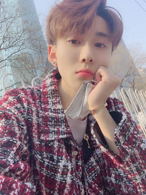 网红王乐乐素颜,网红王乐乐的素颜风采